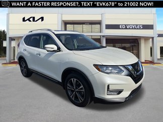 Used 2017 Nissan Rogue SL w/ SL Premium Package image 1