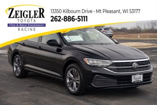 Used 2022 Volkswagen Jetta SE image 1