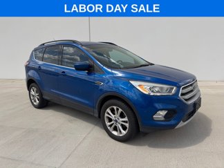 Used 2017 Ford Escape SE w/ Equipment Group 201A image 1