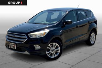 Used 2017 Ford Escape SE image 1