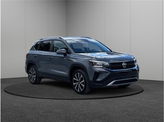 Used 2022 Volkswagen Taos SE w/ IQ.Drive SE Package image 1