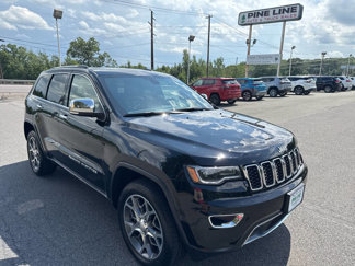 Used 2022 Jeep Grand Cherokee Limited w/ Trailer Tow Group IV image 1