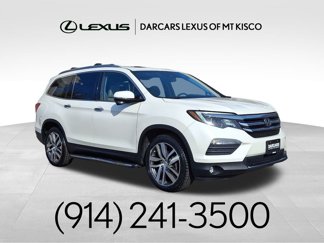 Used 2017 Honda Pilot Touring image 1
