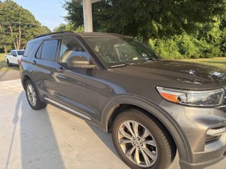 Used 2020 Ford Explorer XLT w/ Equipment Group 202A image 1