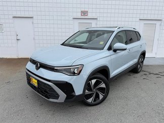 New 2025 Volkswagen Taos SE image 1