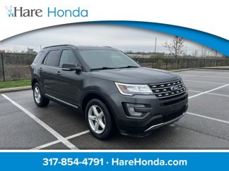 Used 2017 Ford Explorer XLT image 1