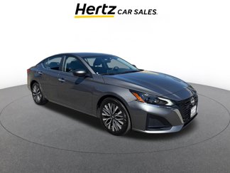 Used 2024 Nissan Altima 2.5 SV image 1