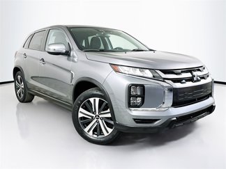 Used 2021 Mitsubishi Outlander Sport ES image 1
