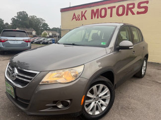 Used 2009 Volkswagen Tiguan S image 1