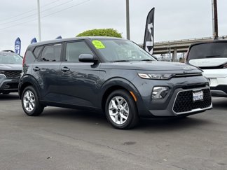 Certified 2022 Kia Soul LX w/ Technology Package image 1