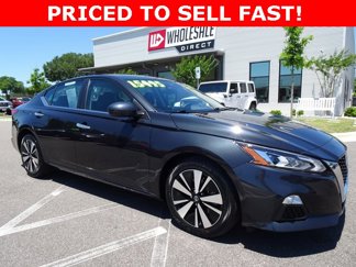 Used 2021 Nissan Altima 2.5 SV image 1