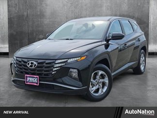 Used 2024 Hyundai Tucson SE image 1