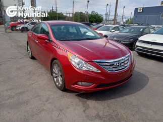 Used 2013 Hyundai Sonata SE image 1