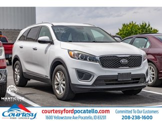 Used 2016 Kia Sorento LX image 1