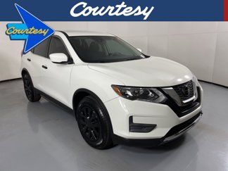 Used 2020 Nissan Rogue S image 1