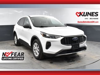 Used 2023 Ford Escape Active image 1