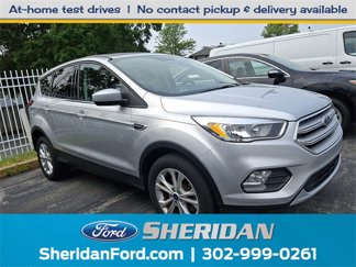 Used 2019 Ford Escape SE image 1