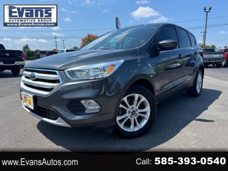 Used 2019 Ford Escape SE image 1