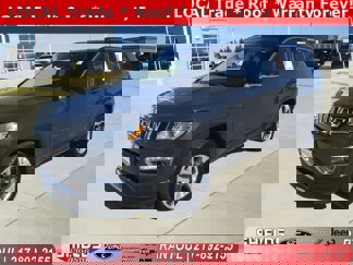 Used 2018 Jeep Compass Limited image 1