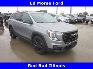 Used 2024 GMC Terrain SLT w/ Elevation Edition image 1