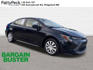 Used 2021 Toyota Corolla LE image 1