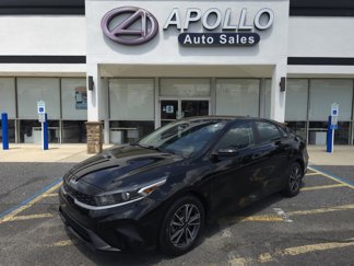 Used 2023 Kia Forte LXS image 1