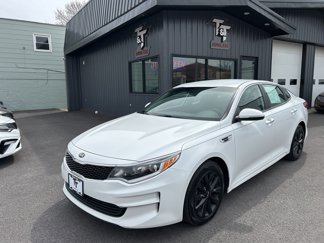 Used 2018 Kia Optima LX w/ 17" Alloy Wheels Package image 1