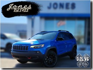 Used 2022 Jeep Cherokee Trailhawk w/ Sound & Nav Group image 1