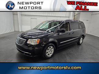 Used 2011 Chrysler Town & Country Touring w/ Driver Convenience Group image 1