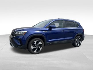 Used 2023 Volkswagen Taos SE image 1