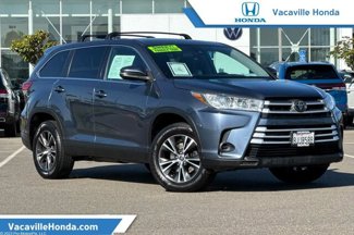 Used 2019 Toyota Highlander LE image 1