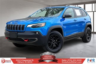 Used 2019 Jeep Cherokee Trailhawk w/ Comfort/Convenience Group image 1