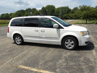 Used 2010 Dodge Grand Caravan SXT image 1