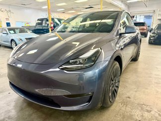 Used 2023 Tesla Model Y Long Range image 1