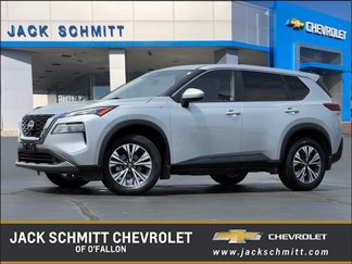 Used 2023 Nissan Rogue SV image 1