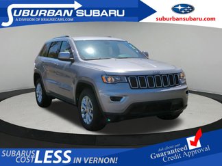 Used 2021 Jeep Grand Cherokee Laredo image 1