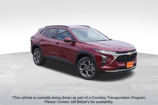 New 2025 Chevrolet Trax LT w/ LT Convenience Package image 1