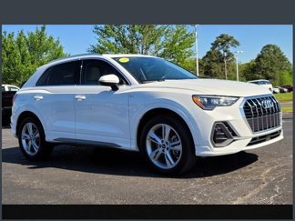 Used 2022 Audi Q3 2.0T Premium w/ Convenience Package image 1