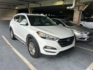 Used 2017 Hyundai Tucson SE image 1