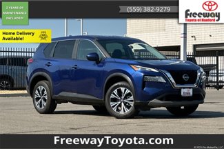 Used 2023 Nissan Rogue SV image 1