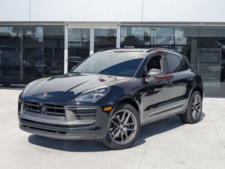 Used 2024 Porsche Macan Turbo w/ Premium Plus Package image 1