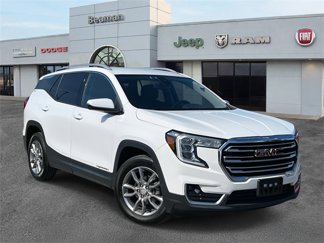 Used 2022 GMC Terrain SLT image 1