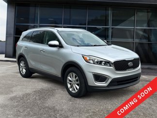 Used 2016 Kia Sorento LX w/ LX Convenience Package image 1