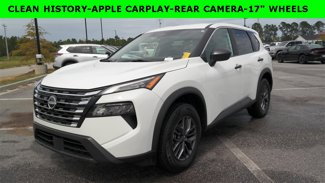 Used 2024 Nissan Rogue S image 1