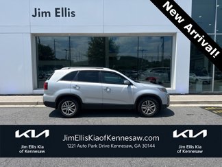Used 2015 Kia Sorento LX image 1