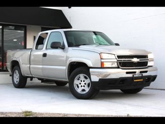 Used 2007 Chevrolet Silverado 1500 LT w/ Extended Cab Value Package image 1
