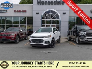Used 2022 Chevrolet Trax LT w/ Sport Edition image 1
