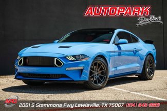 Used 2019 Ford Mustang Premium image 1