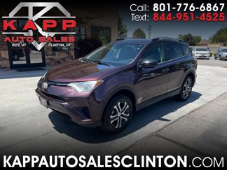 Used 2018 Toyota RAV4 LE image 1