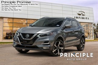 Used 2022 Nissan Rogue Sport SL w/ Premium Package image 1
